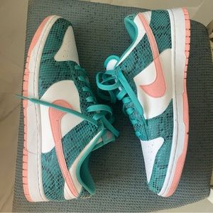 Nike Dunk Low - Snakeskin Washed Teal Bleached Coral